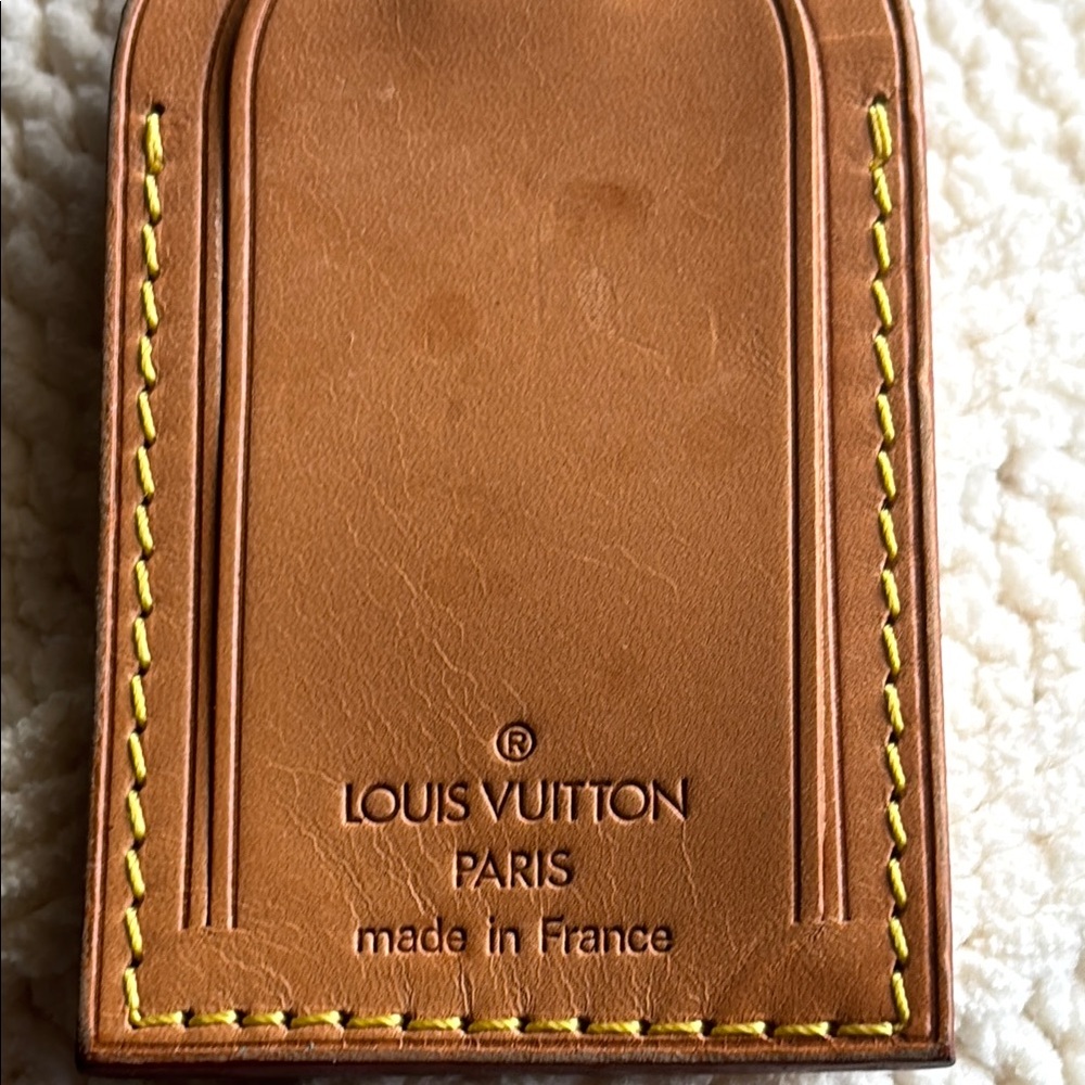 💎AUTHENTIC 💎💕LOUIS VUITTON 💕Brown Leather Luggage Tag - Picture 2 of 7